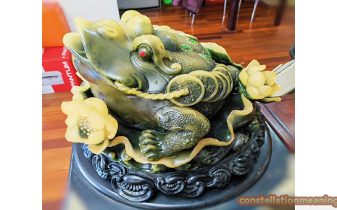 jade money frog（Jade frog with coin in mouth meaning）